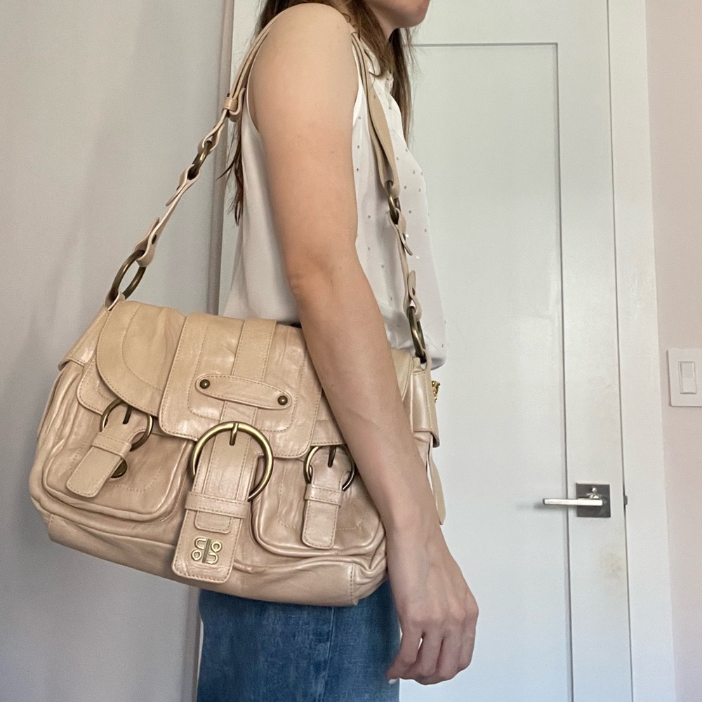 COBO INTERNAZIONALE Champagne Messenger Bag